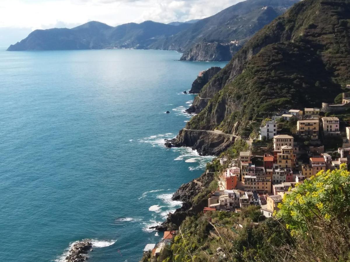 Nonno Dante Apartment Riomaggiore Luaran gambar